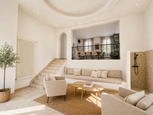 Casa de lujo en Nuits-Saint-Georges, Cote D'Or