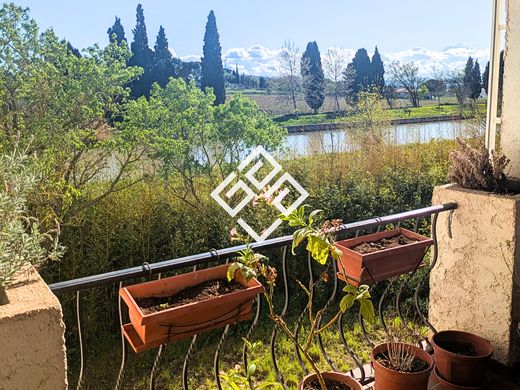 Элитный дом, Homps, Aude