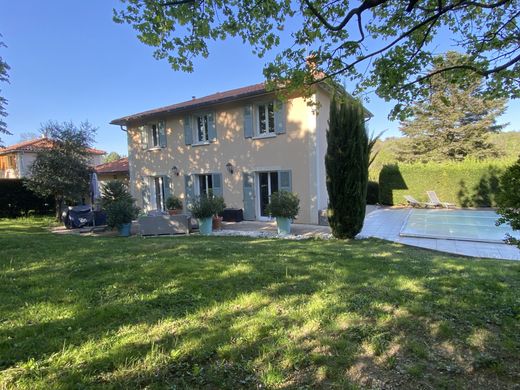 Casa de lujo en Sainte-Foy-lès-Lyon, Ródano
