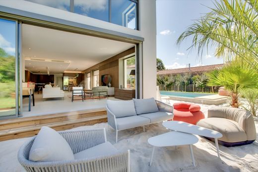 빌라 / Capbreton, Landes