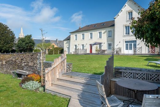 Luxus-Haus in Villers-Bocage, Calvados