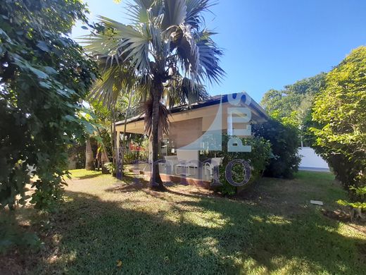 Villa L'Étang-Salé, Réunion
