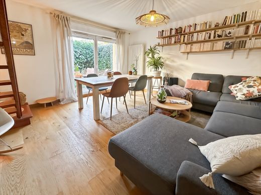 Casa de luxo - Prévessin-Moëns, Ain