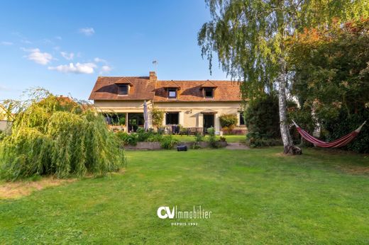 Luxury home in Le Vaudreuil, Eure