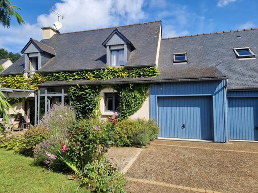 منزل ﻓﻲ Le Minihic-sur-Rance, Ille-et-Vilaine