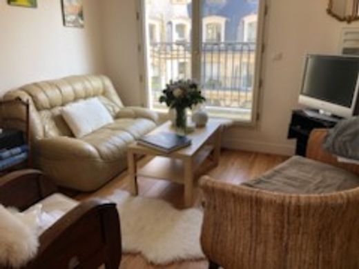 Apartment in Monceau, Courcelles, Ternes, Paris