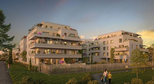 Apartment in Vitrolles, Bouches-du-Rhône