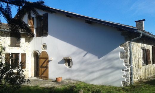 Rural or Farmhouse in Saint-Étienne-d'Orthe, Landes