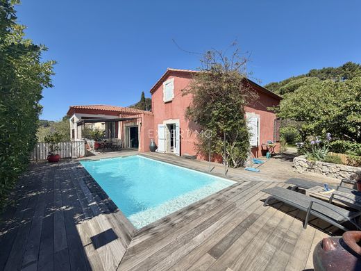 Villa in Carqueiranne, Var