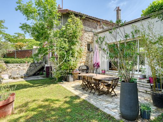 Maison de luxe à Clamart, Hauts-de-Seine