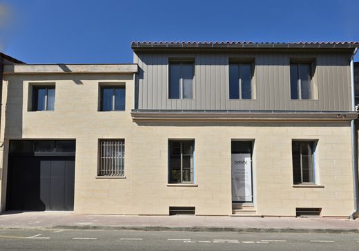Luxury home in Le Bouscat, Gironde