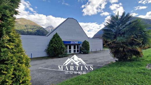 Argelès-Gazost, Hautes-Pyrénéesの高級住宅