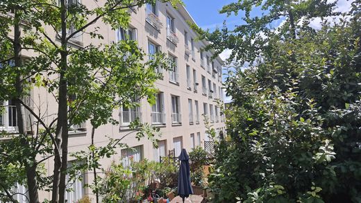 Apartment in Meudon, Hauts-de-Seine