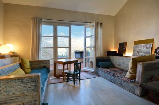 Luxury home in Crillon-le-Brave, Vaucluse