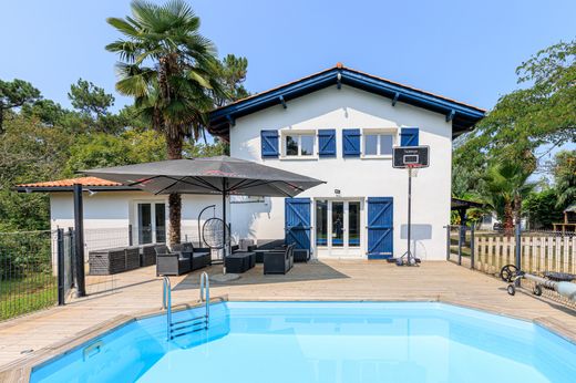 Maison de luxe à Saint-Laurent-de-Gosse, Landes