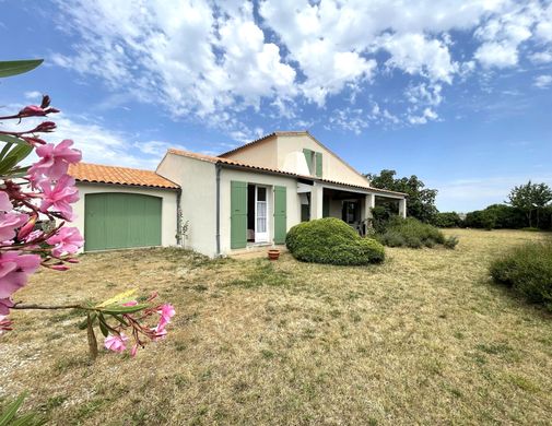 Luxe woning in Sainte-Marie-de-Ré, Charente-Maritime