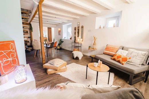 Luxus-Haus in Allinges, Haute-Savoie