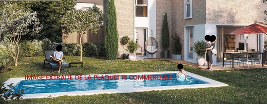 Luxury home in Bruges, Gironde