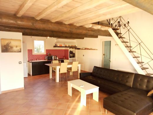 Luxe woning in Cabrières-d'Avignon, Vaucluse