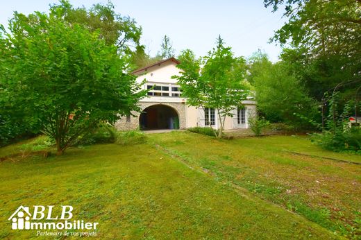 Πολυτελή κατοικία σε Lévis-Saint-Nom, Yvelines