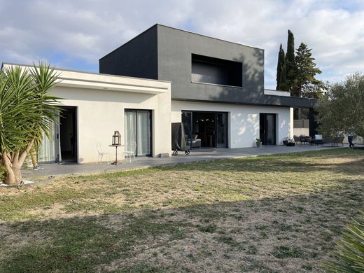 Luxus-Haus in Cazilhac, Aude