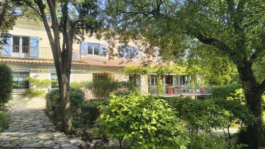 Luxury home in Nîmes, Gard