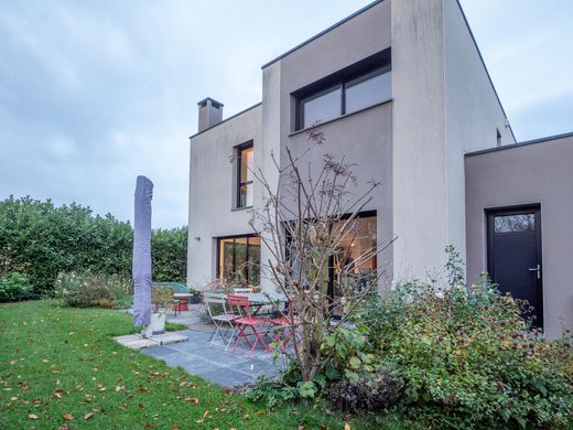 Casa de luxo - Avelin, North