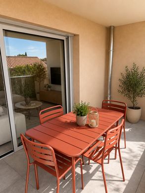 Apartment / Etagenwohnung in Aix-en-Provence, Bouches-du-Rhône