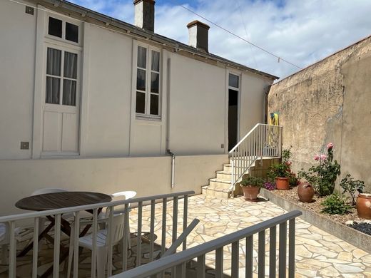 Casa di lusso a Les Sables-d'Olonne, Vandea