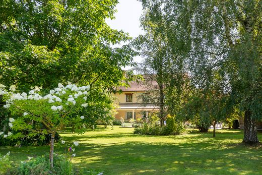 Casa de lujo en Saint-Didier-de-la-Tour, Isere