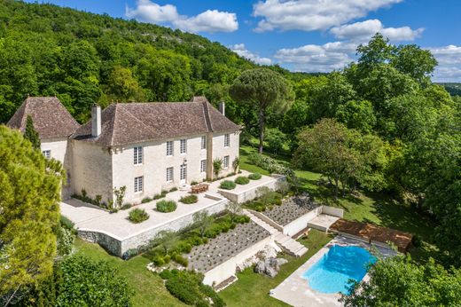 Castle in Montcuq, Lot