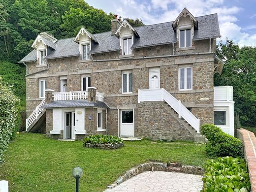 Maison de luxe à Carolles, Manche