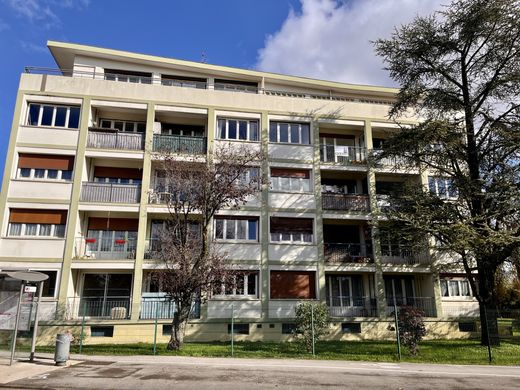 Appartamento a Longvic, Cote d'Or