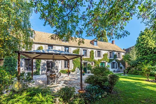Luxury home in Houdan, Yvelines
