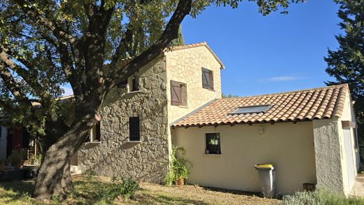 Luxe woning in Saint-Martin-de-Londres, Hérault