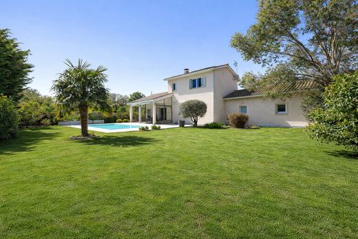 Luxury home in Eaunes, Upper Garonne