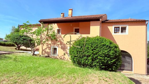 Элитный дом, Saint-Sauveur-de-Cruzières, Ardèche