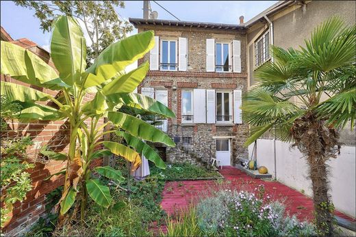 Luxury home in Nanterre, Hauts-de-Seine