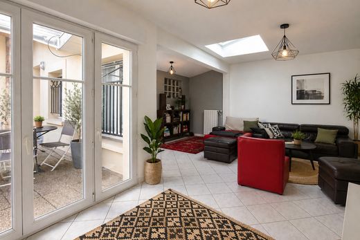 Daire Nanterre, Hauts-de-Seine