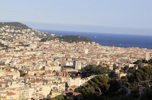 Luxus-Haus in Nizza, Alpes-Maritimes
