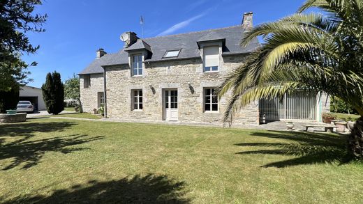 Luxus-Haus in Saint-Cast-le-Guildo, Côtes-d'Armor