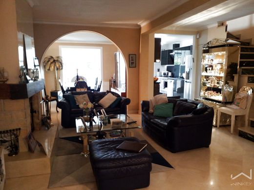 Luxury home in Saint-Denis, Seine-Saint-Denis