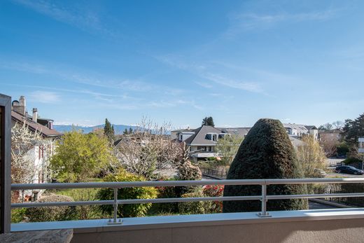 Apartment in Divonne-les-Bains, Ain