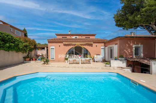 Casa di lusso a Les Pennes-Mirabeau, Bocche del Rodano