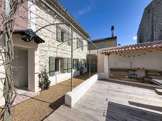 Villa en Entrechaux, Vaucluse