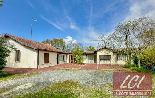 Luksusowy dom w Cazaux, Gironde