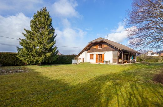 Luxus-Haus in Allinges, Haute-Savoie