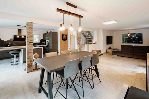 Lüks ev Oye-et-Pallet, Doubs