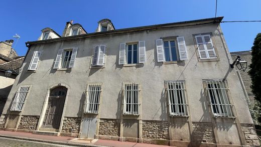 Maison de luxe à Beaune, Côte-d'Or