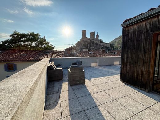 Ufficio a Foix, Ariège